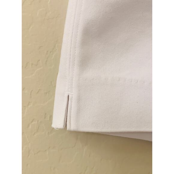 Tahari Women's Mid-Rise White Flat Front Shorts, Size 10 - Picture 8 of 11